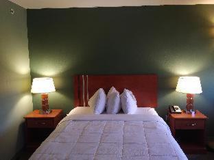 Marble Waters Hotel & Suites, Trademark By Wyndham (Adults Only) Jacksonville Room photo