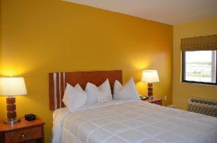 Marble Waters Hotel & Suites, Trademark By Wyndham (Adults Only) Jacksonville Room photo
