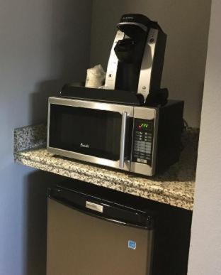 Marble Waters Hotel & Suites, Trademark By Wyndham (Adults Only) Jacksonville Room photo